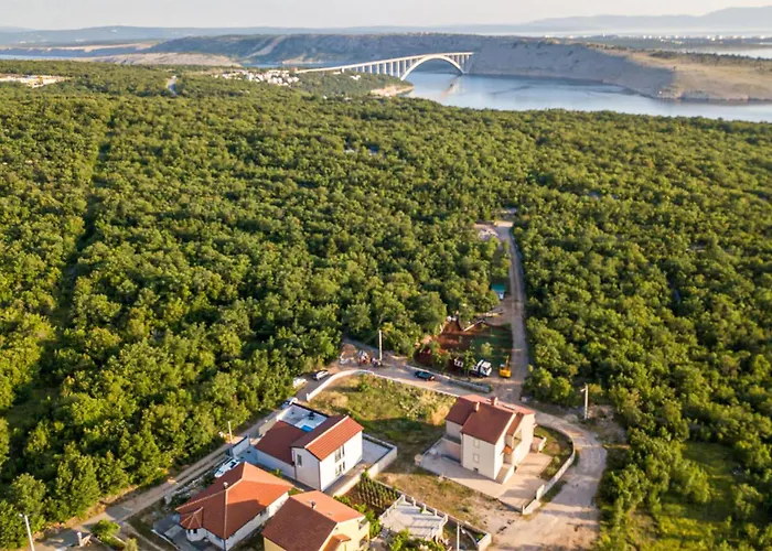 Lovely Home In Kraljevica With Kitchen Сasa de vacaciones Kraljevica